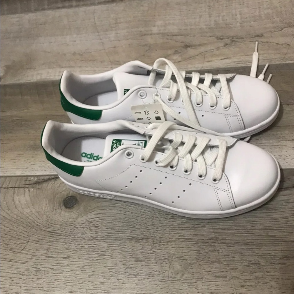 NWT Green Stan Smith